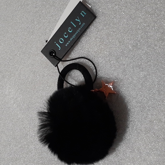 m_63cc6f282fbf1aab3d3239c1.jpg display picture 2